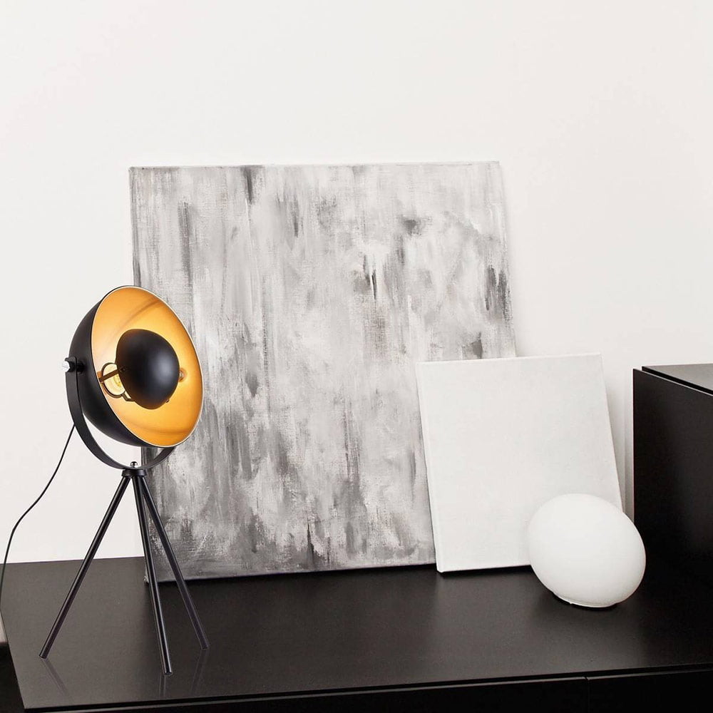 lampe projecteur trépied flint noir mate intérieur doré en métal