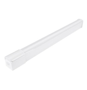 REGLETTE LED SDB AVEC PRISE RE0552