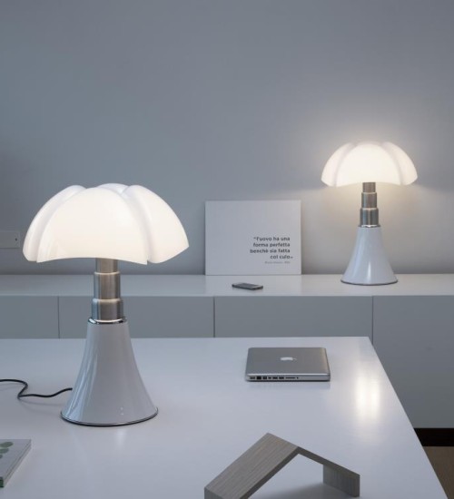 Teardrop Pendant Light Black