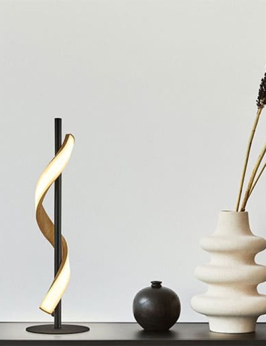 Lampe à poser LED MATWOOD en métal noir mat et effet bois